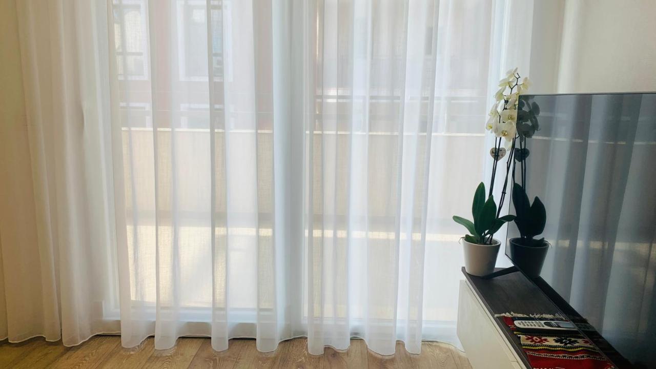 Proper Central Apartment 티라나 외부 사진